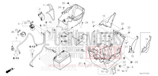 BATTERY/UTILITY BOX CMX1100A2T de 2026
